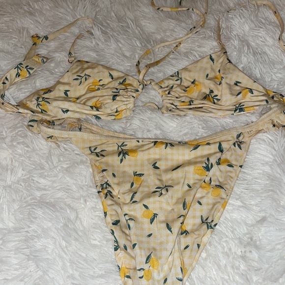 bondeye swim limonada tied to it bikini - Picture 6 of 8